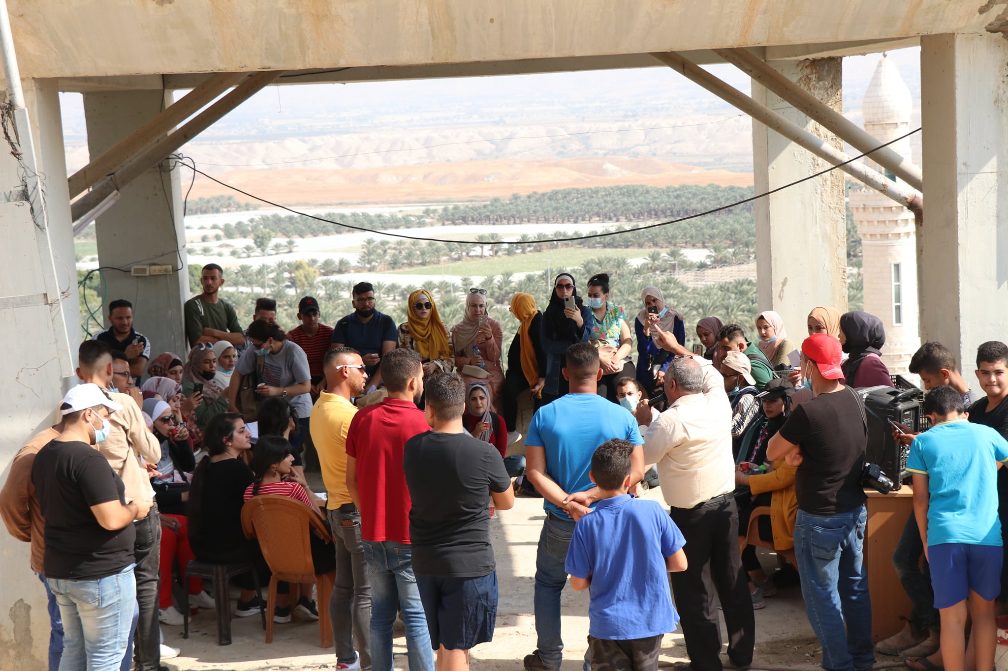 المجموعات الشبابية لمؤسسة أكشن إيد -فلسطين تنظم زيارة تضامنية للأغوار الشمالية الفلسطينية

