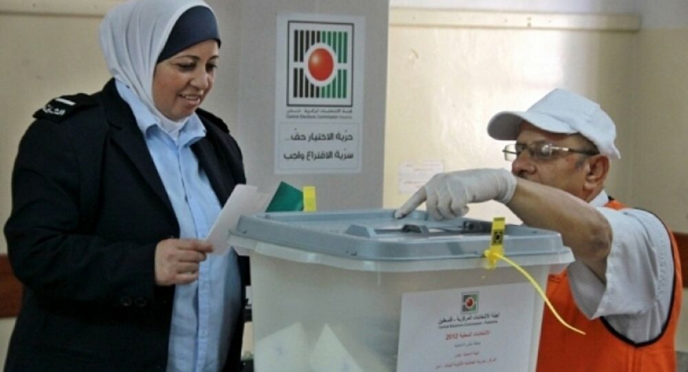 البرغوثي.. الفصائل رفضت رفع "كوتا" النساء الى 30%
