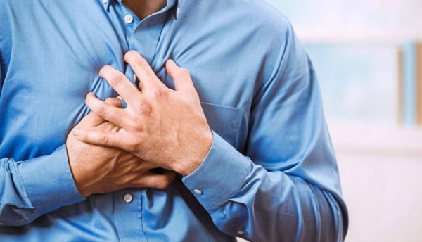 إحذر.. علامات "مجهولة" تنبهك بحدوث نوبة قلبية خطيرة

