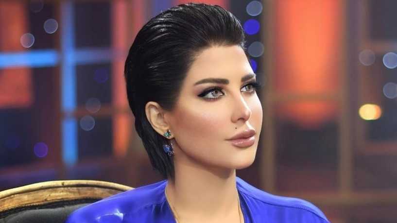 المغنية شمس تروي كيف دفنت نفسها لتجرب الموت
