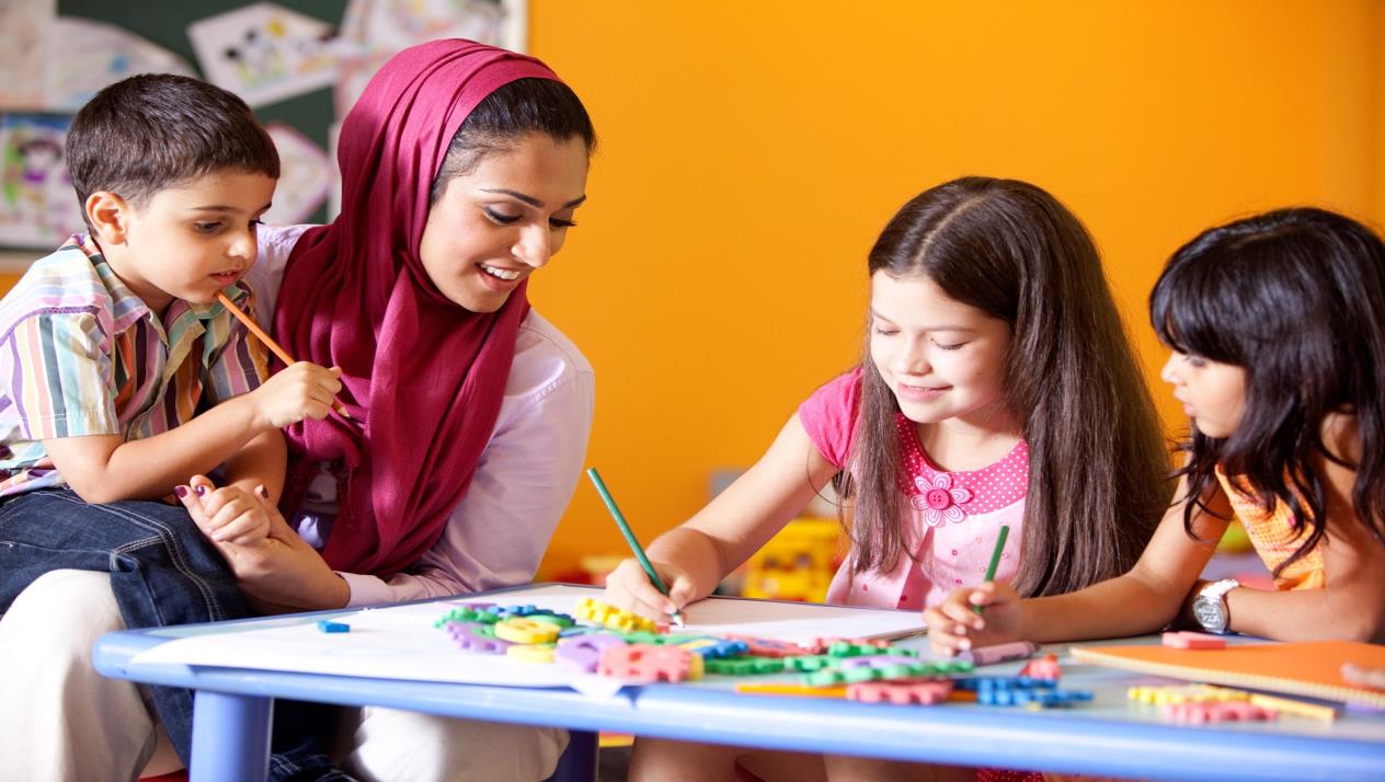 صوت| خبير تنمية بشرية .. لا تدعوا ظروف الجائحة تؤثر على تحفيز مهارات أطفالكم! 
