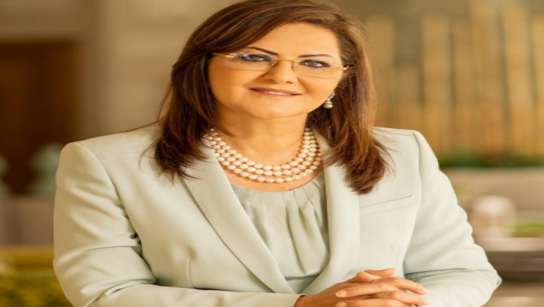 فوز هالة السعيد بجائزة أفضل وزيرة في العالم العربي
