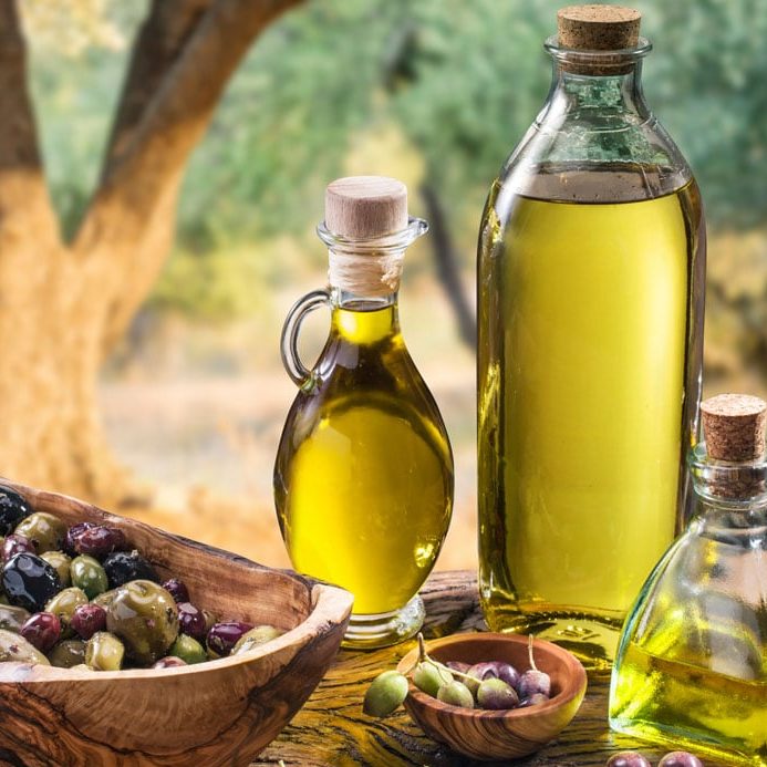 صوت| مجلس الزيتون.. يطلق حملة تذوق لتشجيع استهلاك زيت الزيتون  
