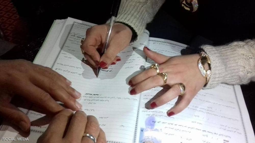 قصة "زواج التجربة" بمصر.. إحدى الزوجات تكشف دوافعها
