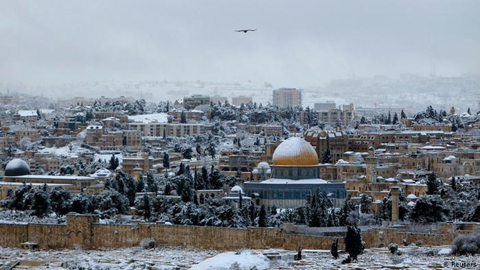 بدءًا من الليلة.. تفاصيل المنخفض القطبي العميق الذي  يضرب الأراضي الفلسطينية
