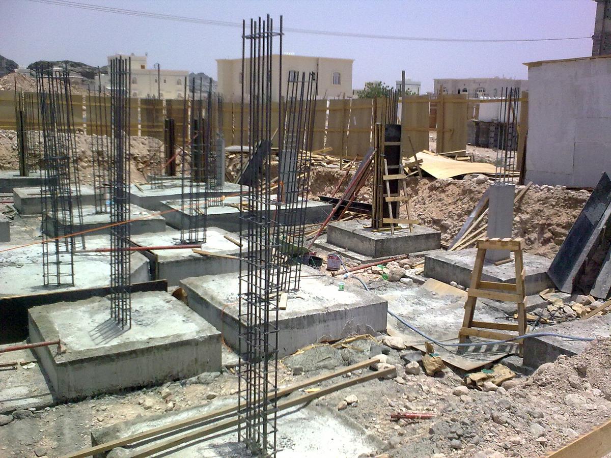 صوت| وزارة العمل ونقابة المهندسين يطلقان الدليل الإرشادي للسلامة والصحة المهنية بالمشاريع الإنشائية
