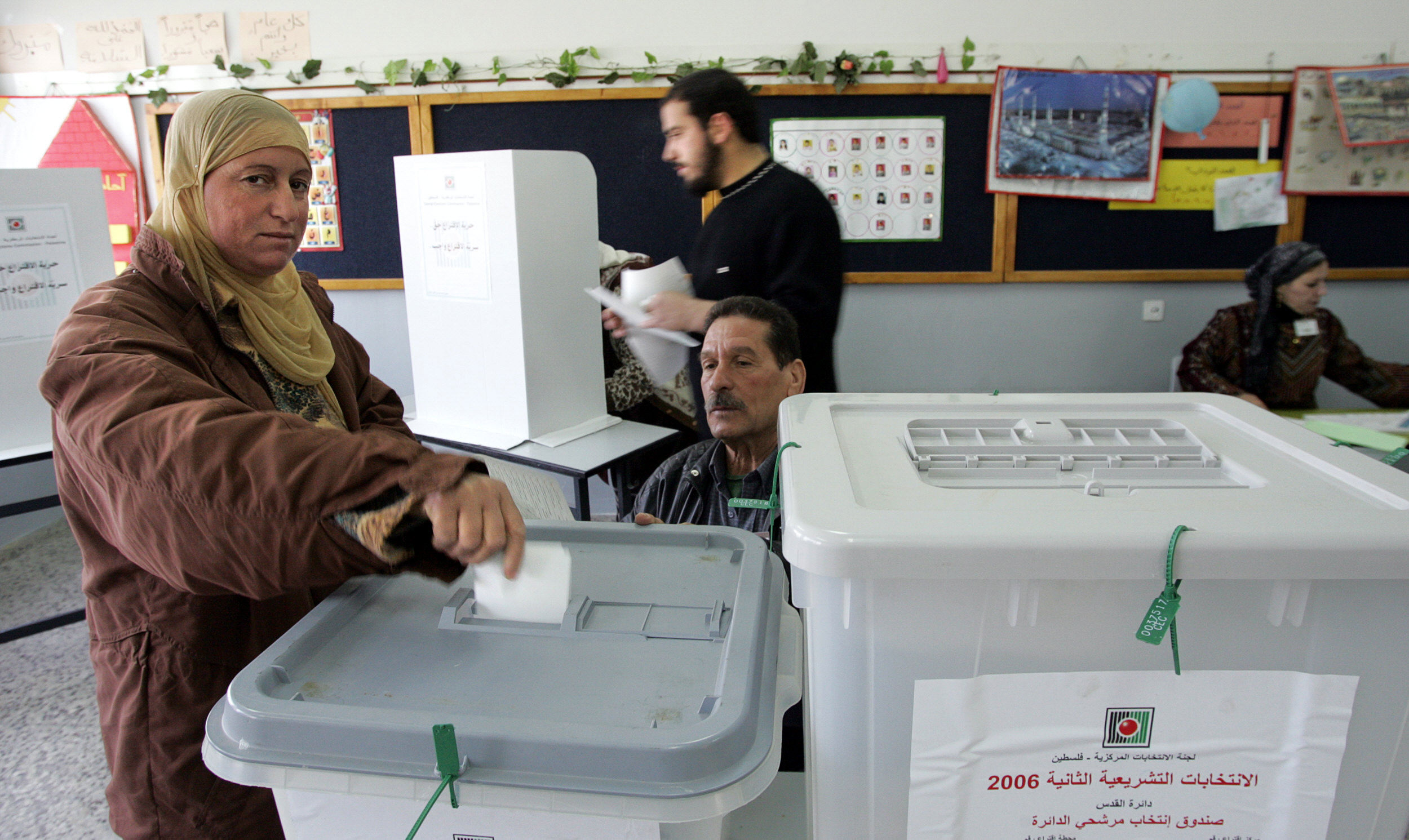 بيان صادر عن طاقم شؤون المرأةحول الانتخابات.. النسبة المطروحة (26%) لا تتلاءم مع طموح النساء
