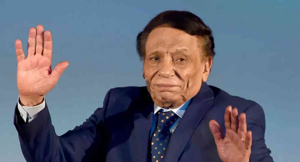 ما السر وراء امتناع الفنان عادل إمام عن حضور جنازات أصدقائه ؟
