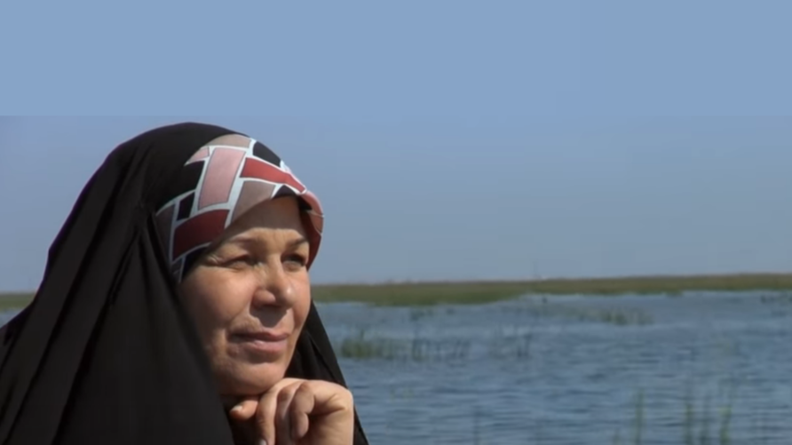 فاطمة البهادلي عراقية تفوز بجائزة إقليمية للمدافعين عن حقوق الإنسان
