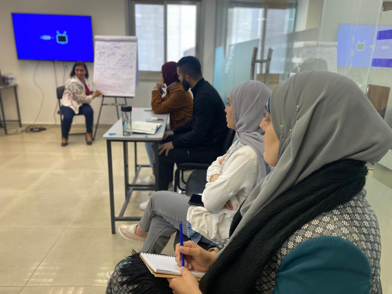 صوت| "الرؤيا".. تختتم سلسلة تدريبات حول العنف المبني على النوع الإجتماعي
