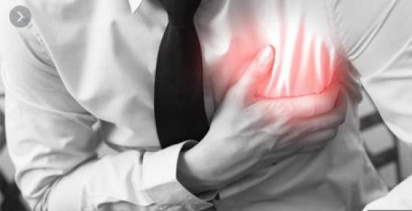 دراسة: 79% من المتزوجين مهددين بأمراض القلب
