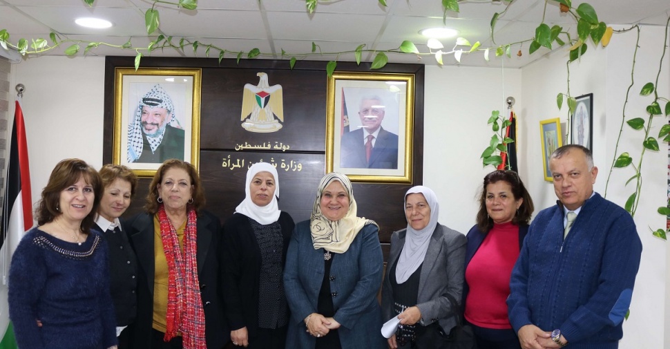 الأغا تبحث مع الأمانة العامة لاتحاد المرأة الفلسطينية اليات التعاون
