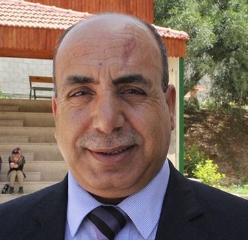 د. ثروت زيد لـ"نساء إف إم": تقرير كامبريدج حول المناهج الفلسطينية يحمل ثغرات مفاهيمية لكنه يفتح نقاشاً حول التعليم والتمويل الدولي

