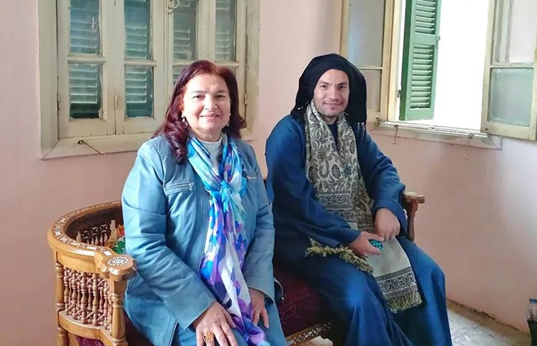 هكذا حفظت 3 سيدات مصريات مقام أحد الأولياء وحولنه إلى "خان صديقة"
