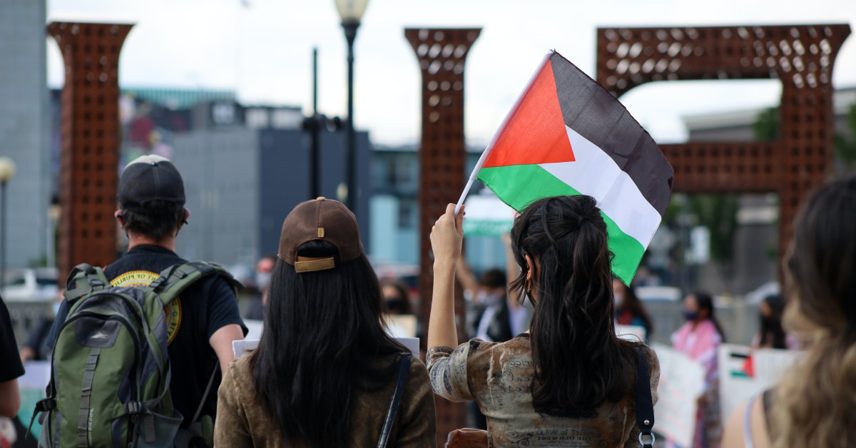 في اليوم العالمي للتضامن مع الشعب الفلسطيني ..نحو ارادة دولية فاعلة لانهاء الاحتلال وجبر الضرر للضحايا ومعاقبة المجرمين

