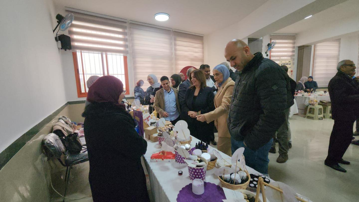 وزيرة شؤون المرأة تشارك في افتتاح المعرض الريادي الأول لمطبخ نساء جنين الإنتاجي
