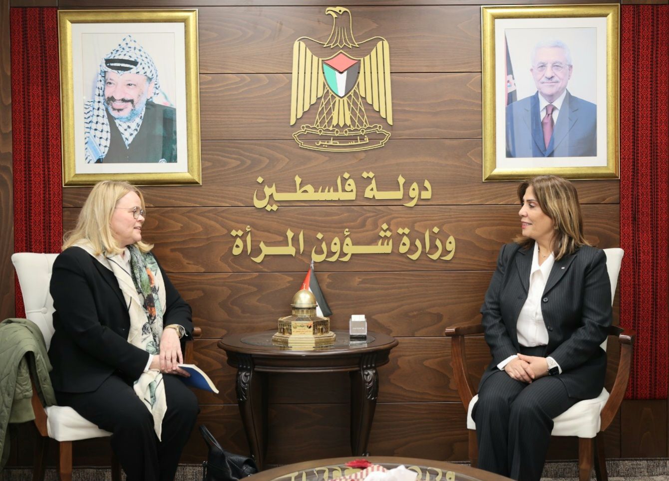 وزيرة شؤون المرأة تلتقي سفيرة فنلندا وتناقش تداعيات العدوان على النساء الفلسطينيات
