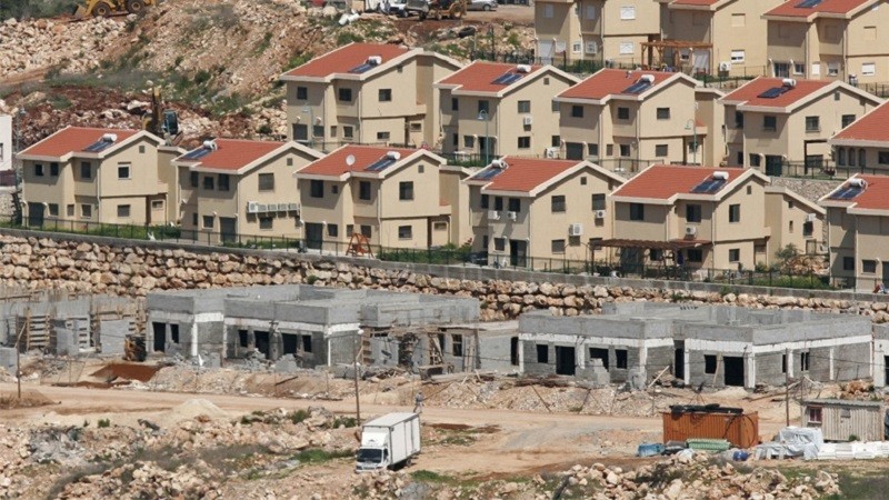 منظمة حقوقية إسرائيلية تكشف مساعي حكومة الاحتلال لشرعنة 35% من البؤر الاستيطانية في الضفة
