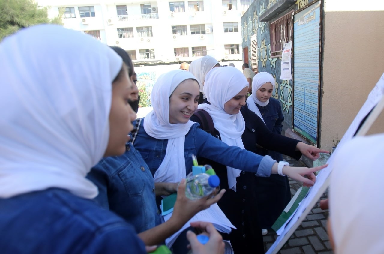 طلبة غزة يتغيبون قسرا.. "التربية" تعلن نتائج الثانوية العامة 2024 
