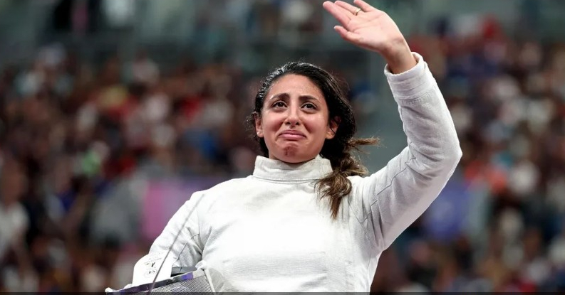 مفاجأة مصرية.. بطلة مبارزة شاركت بالأولمبياد وهي حامل
