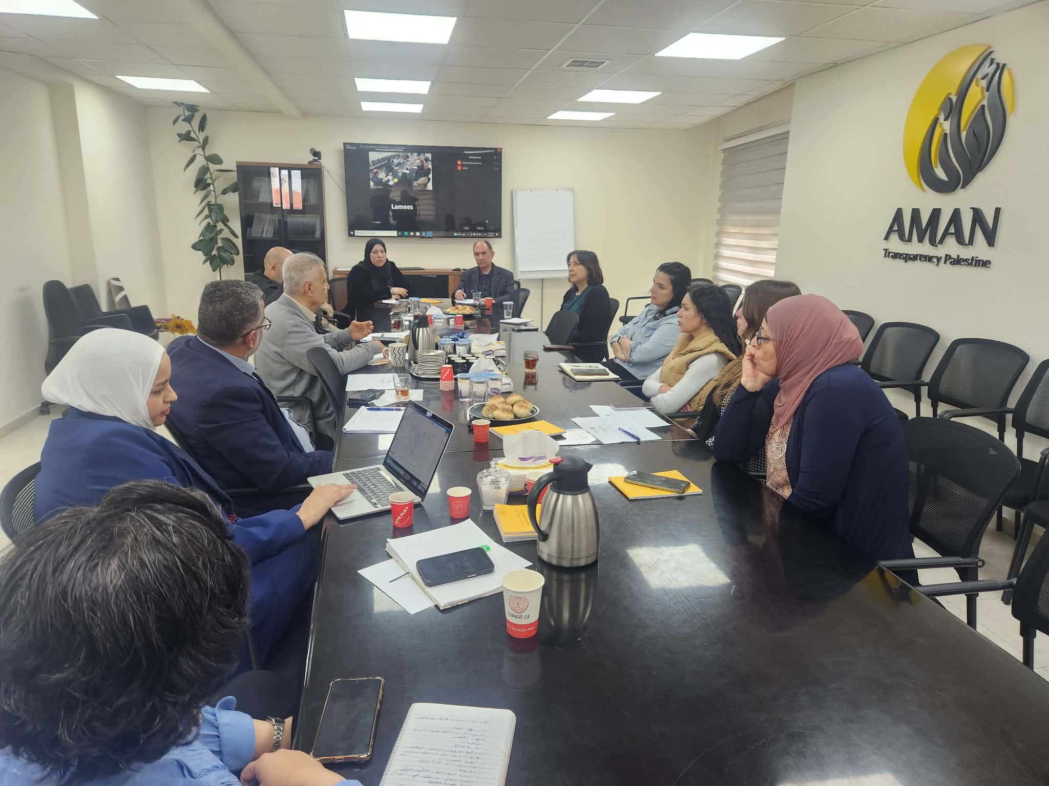  "أمان":  يعقد جلسة نقاش لمسوّدة تقرير بعنوان "منظومة النزاهة في أعمال القضاء الشرعي"