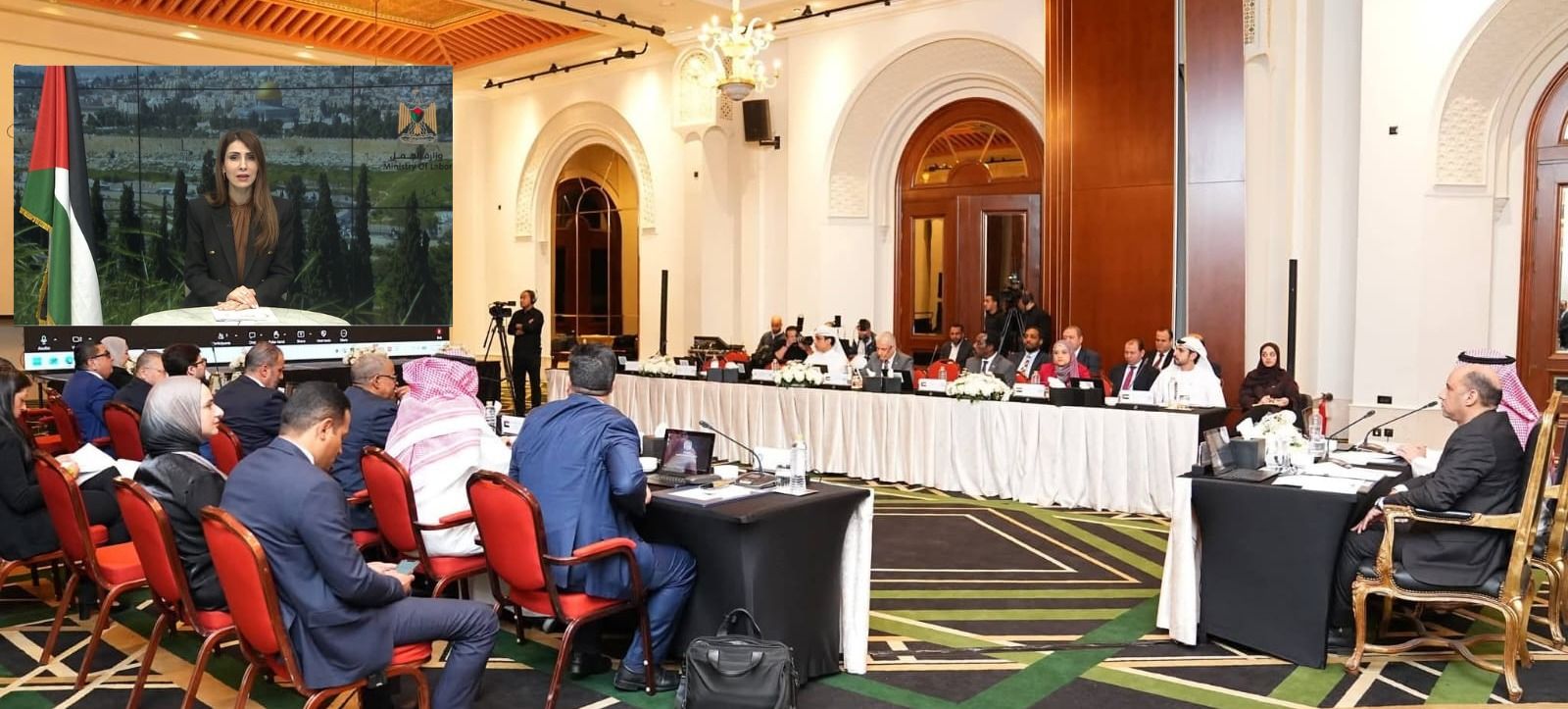 وزيرة العمل تؤكد أهمية دعم العمال الفلسطينيين وتعزيز صمودهم
