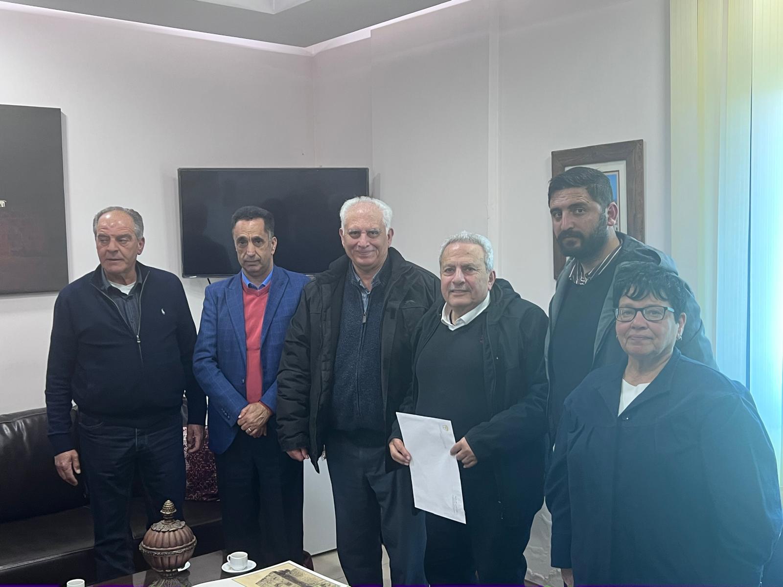 حزب الشعب يدعو الى تغيير النظام السياسي الفلسطيني الى نظام برلماني كامل ودعوة الى الاستفتاء

