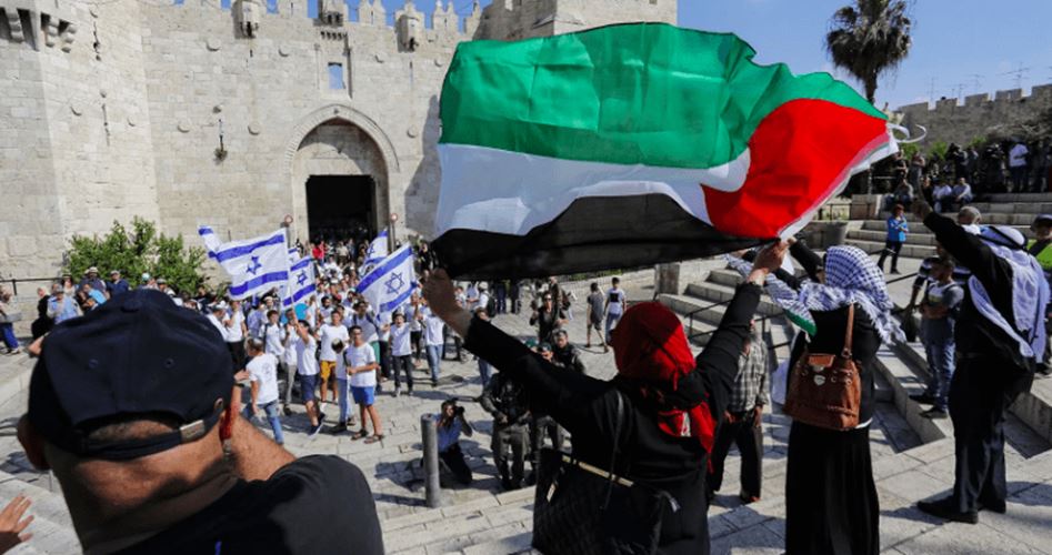 الخارجية الأميركية تدعو لضبط النفس تزامنًا مع مسيرة الأعلام
