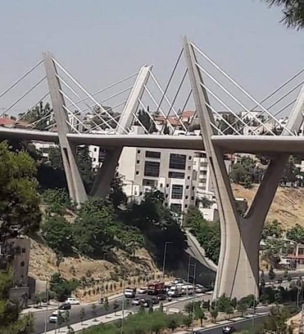 صوت|  جسر عبدون  يجذب "المنتحرون" .. قلق متزايد من حالات الانتحار بالأردن..!