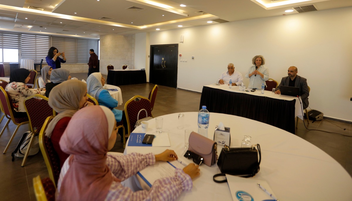 الصحفيات الأقل أجرا.. ورشة عمل تؤكد أهمية تطبيق الحد الأدنى للأجور للصحفيين في رام الله
