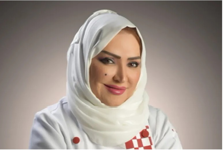 الشيف عائشة التميمي توثق الأكلات التراثية في كتابها "موائد شعبية قطرية"
