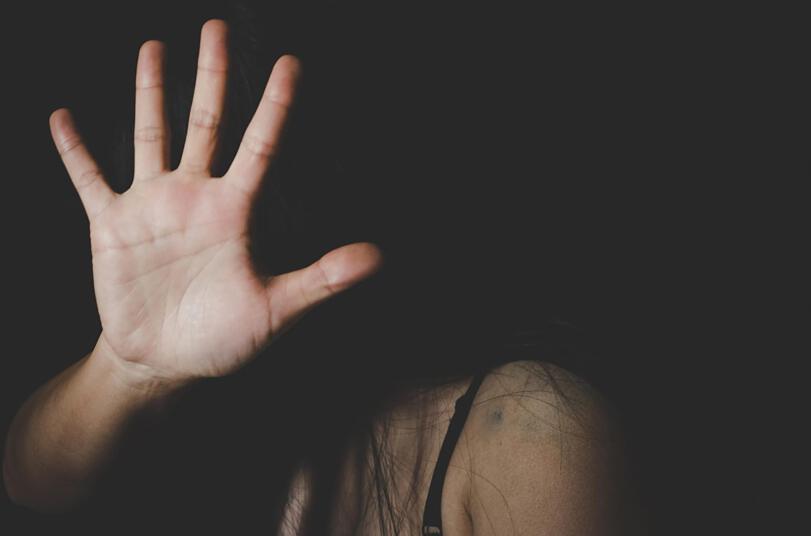تزايد العنف ضد النساء في لبنان وسط دعوات إلى تحرك قانوني
