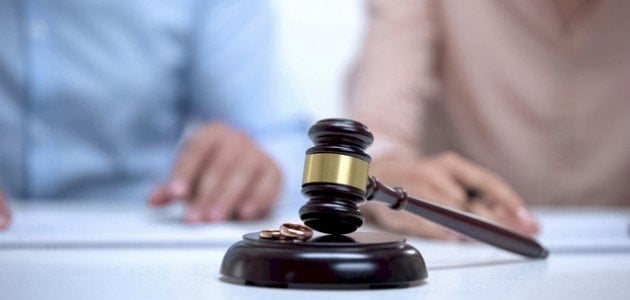 حقوقيون.. قانون التفريق للضرر من الشقاق والنزاع  يتسبب في تجارب قاسية للنساء !