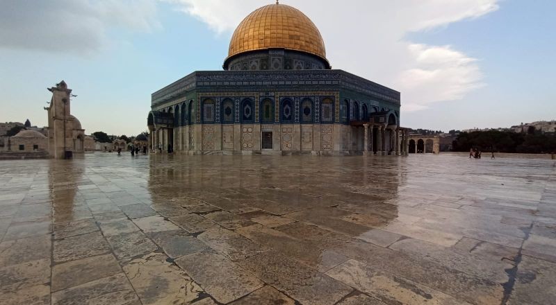 الطقس: الحرارة أدنى من معدلها بـ7 درجات وأمطار  قوية على مختلف المناطق
