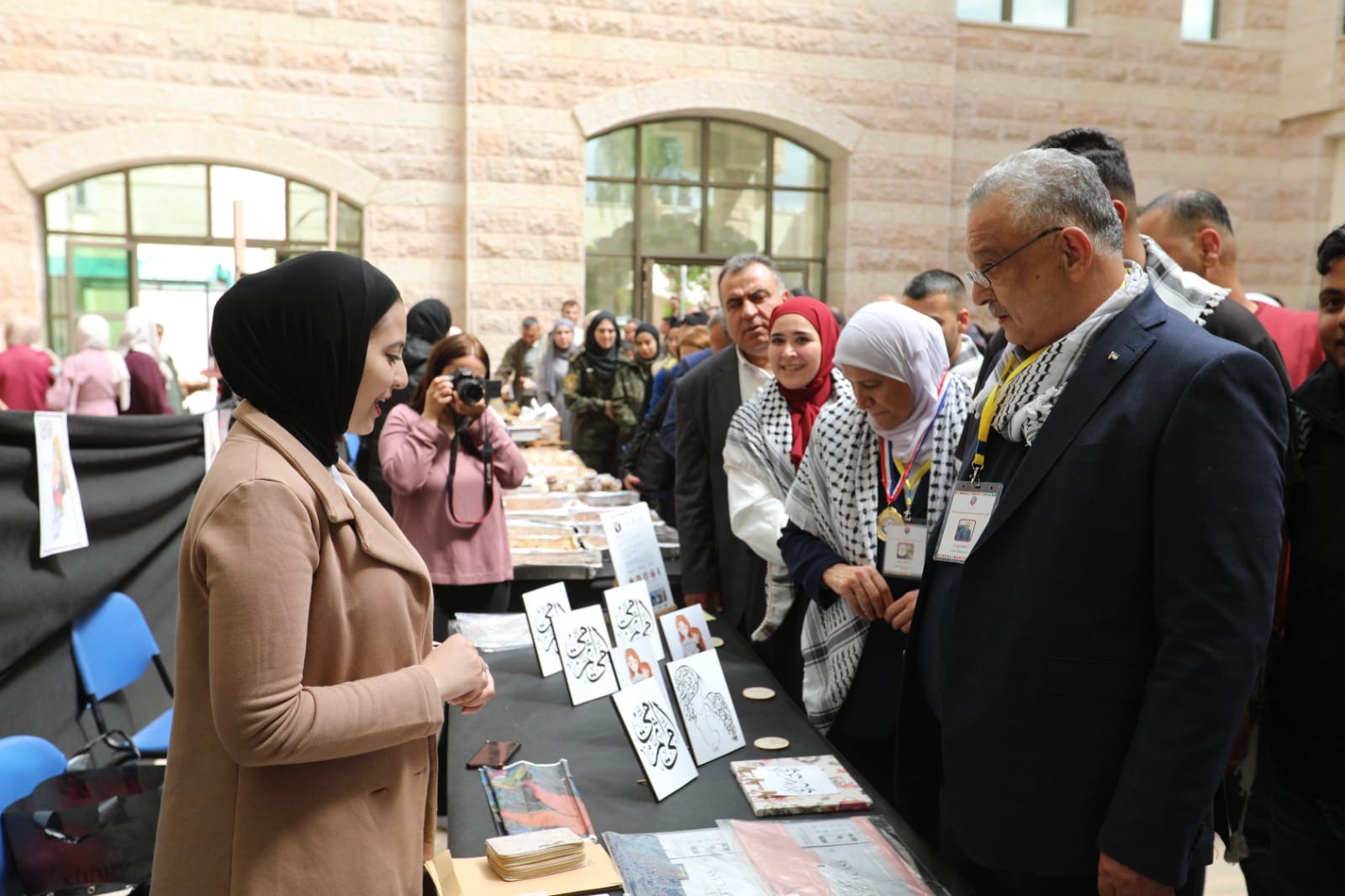  صوت| "خضوري" تنظم مؤتمر "المرأة المبدعة ودورها في التنمية المستدامة" 