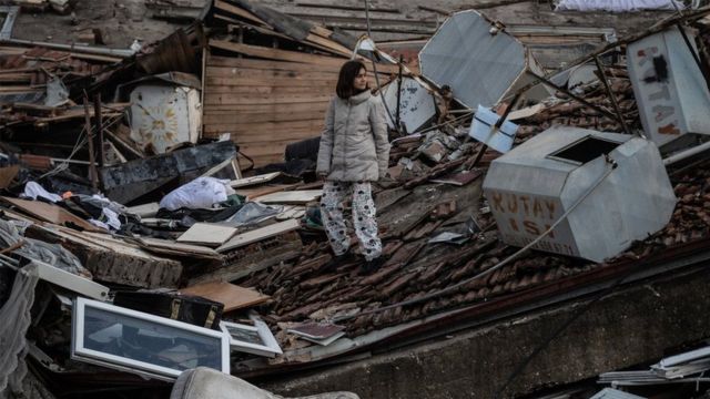 ارتفاع حصيلة الضحايا الفلسطينيين جراء الزلزال في تركيا وسوريا إلى 89
