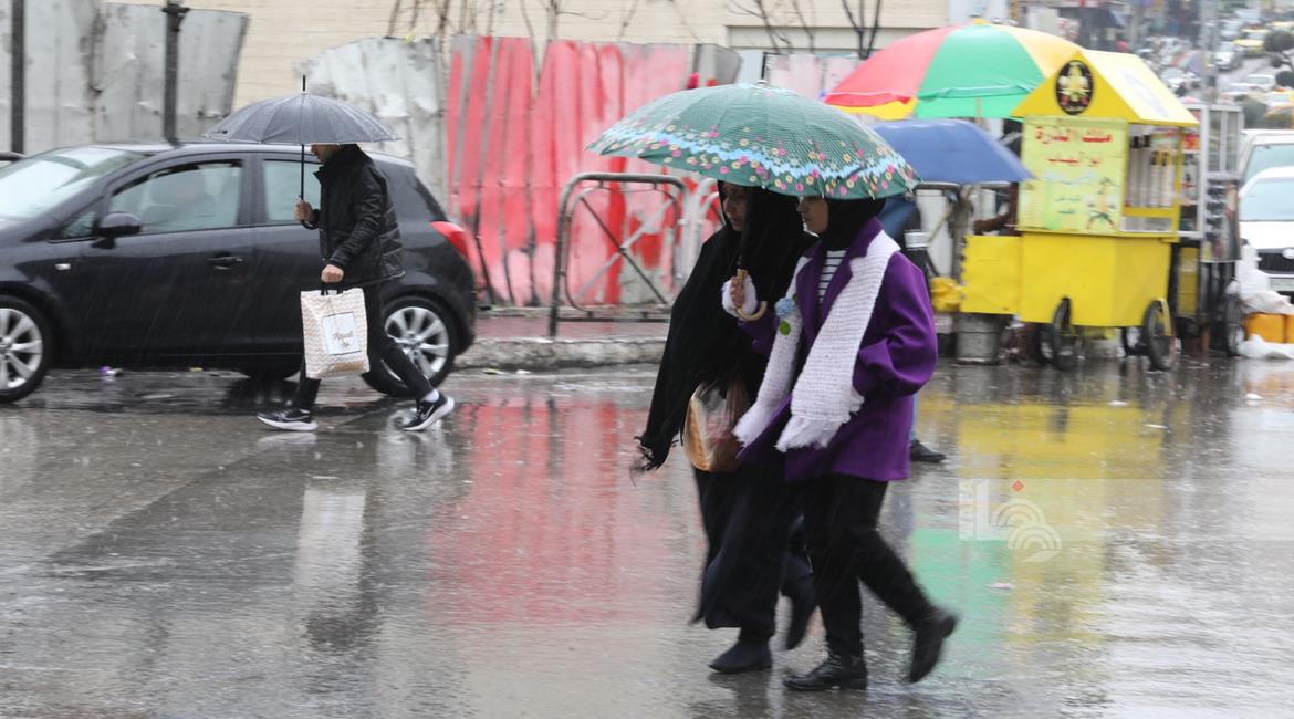 الطقس: منخفض جوي عميق
