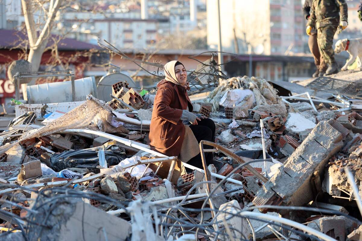 ارتفاع عدد الضحايا الفلسطينيين جراء الزلزال في سوريا وتركيا إلى 58
