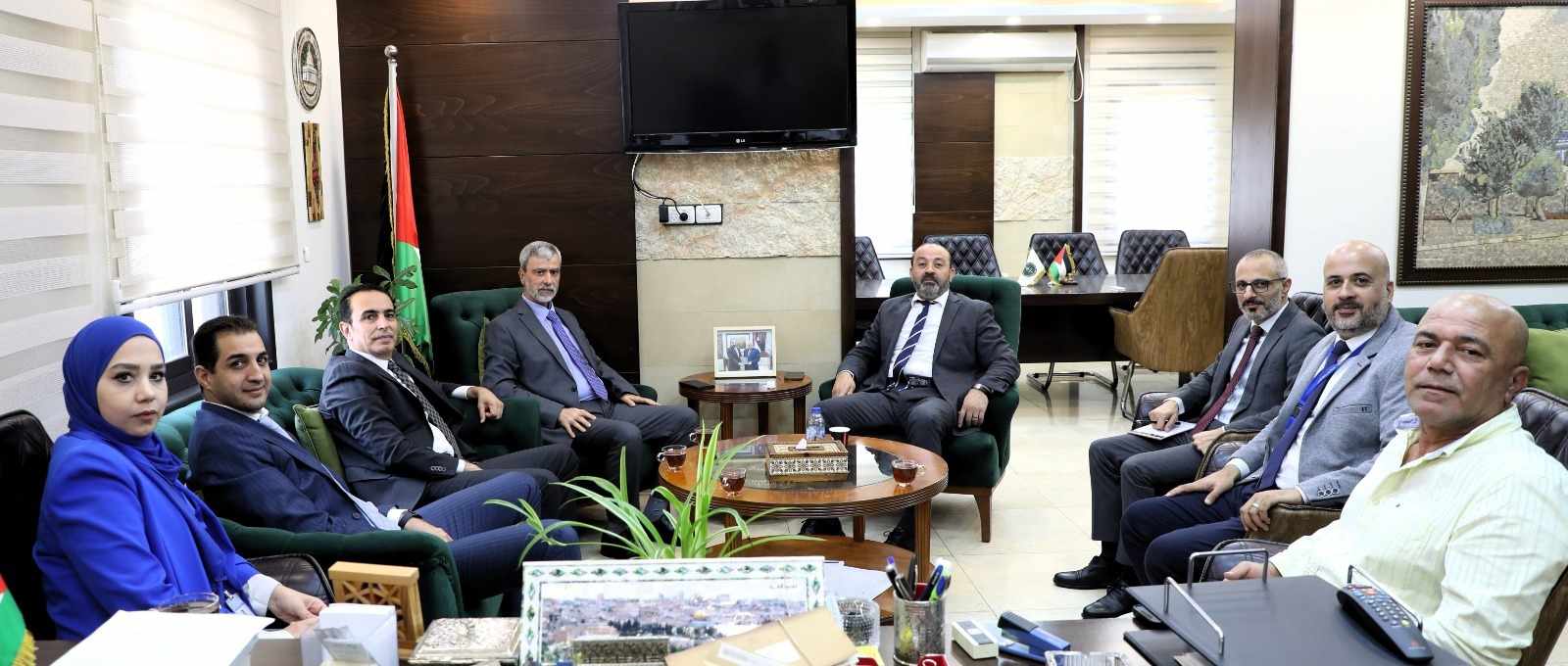 النائب العام يبحث تعزيز التعاون مع مصلحة مياه محافظة القدس في إطار حماية قطاع المياه ومكافحة التعديات

