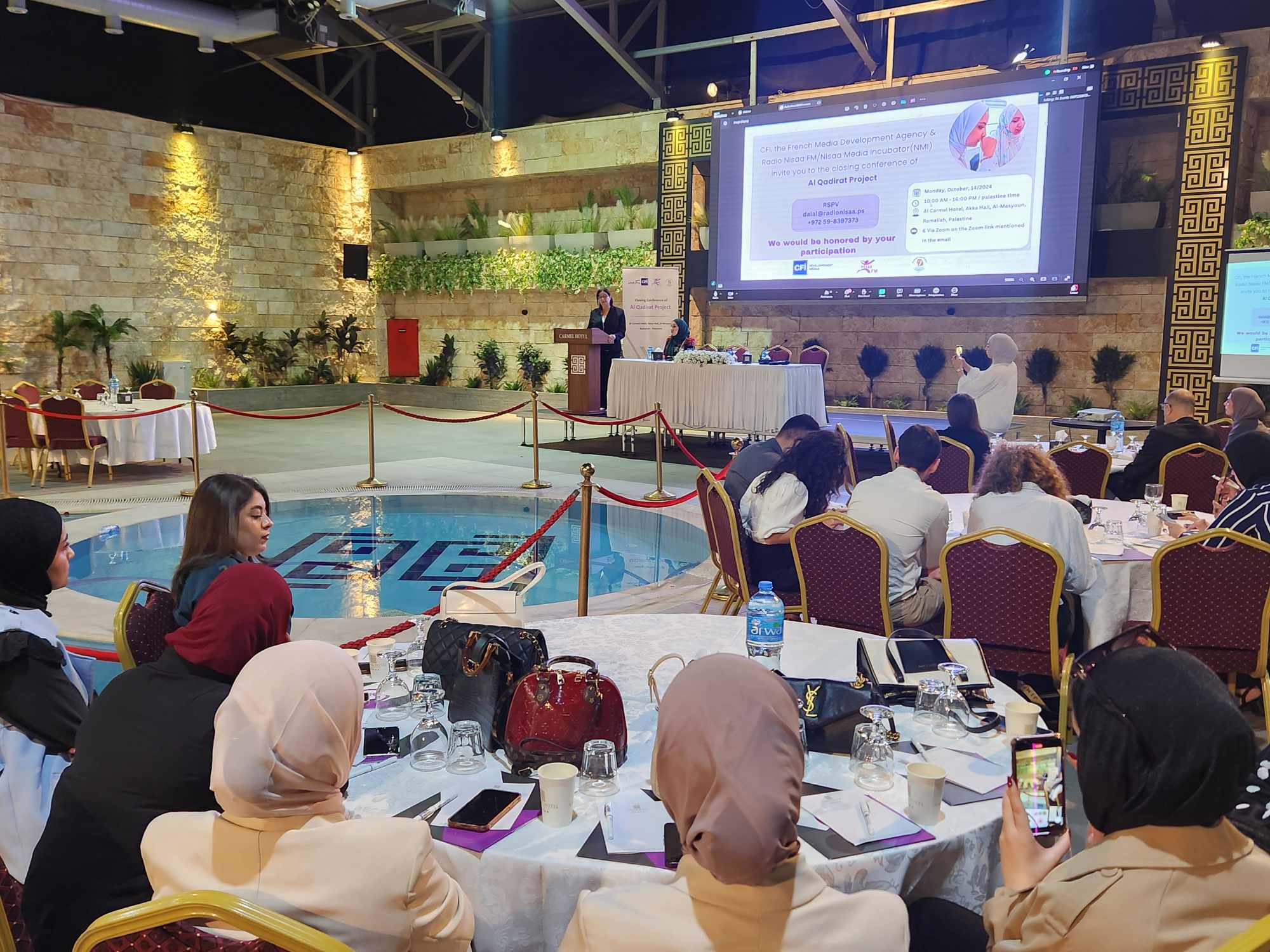 "نساء إف إم" تختتم مشروع "قادرات" لتدريب ودعم الصحفيات الشابات

