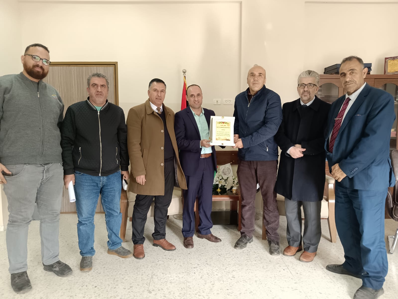 شركة المشروبات الوطنية كوكاكولا/ كابي  تساهم في تجهيز مختبر بكلية الزراعة في جامعة فلسطين التقنية- فرع العروب 

