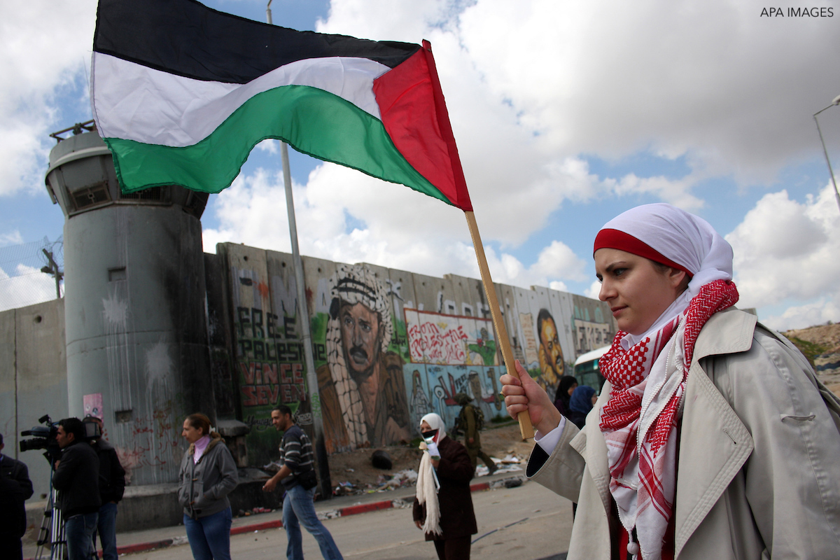 رام الله: افتتاح معرض التحدي والصمود للمرأة الفلسطينية "حان الحصاد"
