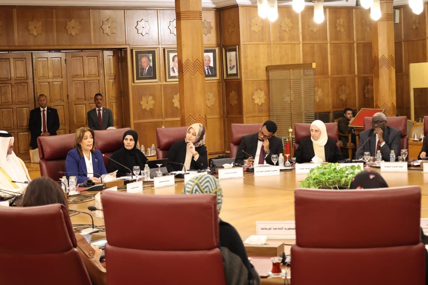 الخليلي تشارك في أعمال المؤتمر الوزاري الرابع حول المرأة والسلم والأمن في القاهرة
