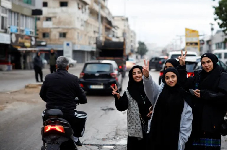 اتفاق وقف إطلاق النار في لبنان.. نهاية للقتال أم التقاط أنفاس؟

