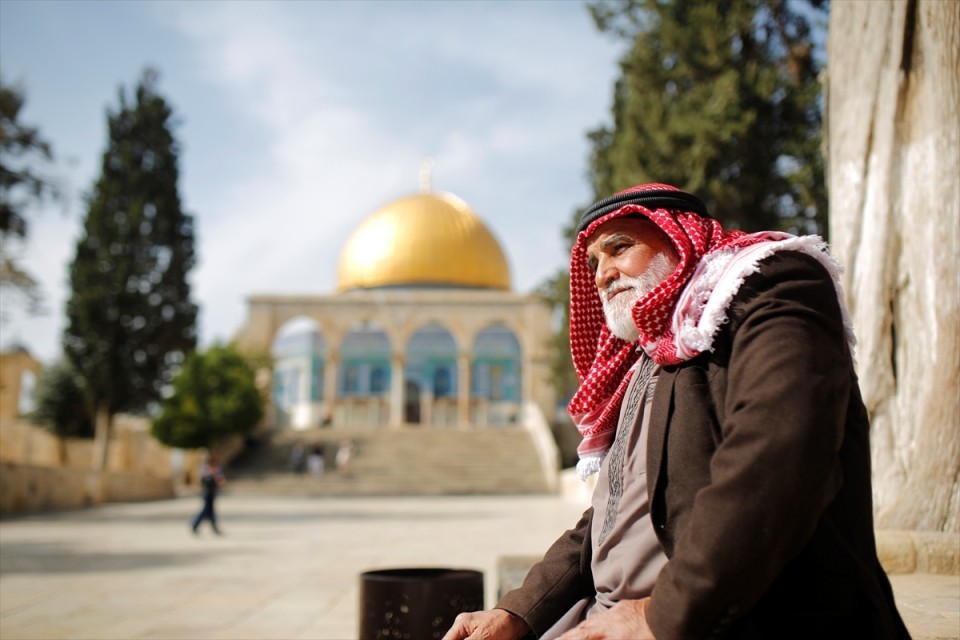 لمناسبة اليوم العالمي للمسنين: عدد المسنين في فلسطين بلغ حوالي 313 ألف  (6%) 
