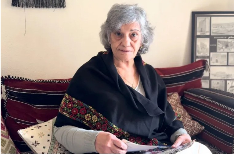 قصص صمود وتحدي للفلسطينيات في مخيمات لبنان
