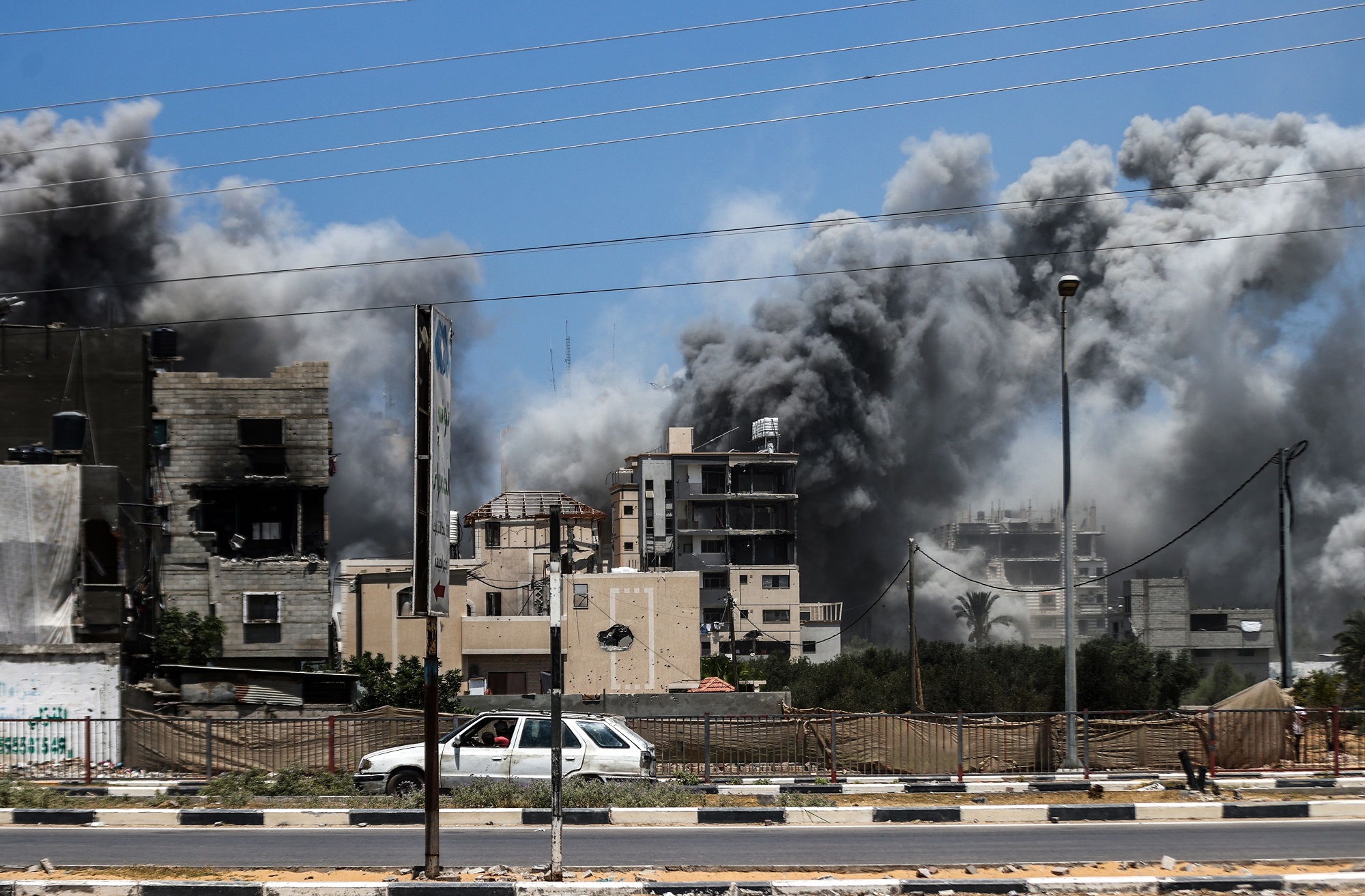 مجزرة جديدة: أكثر من 70 شهيدا جراء قصف الاحتلال مربعا سكنيا في بيت لاهيا
