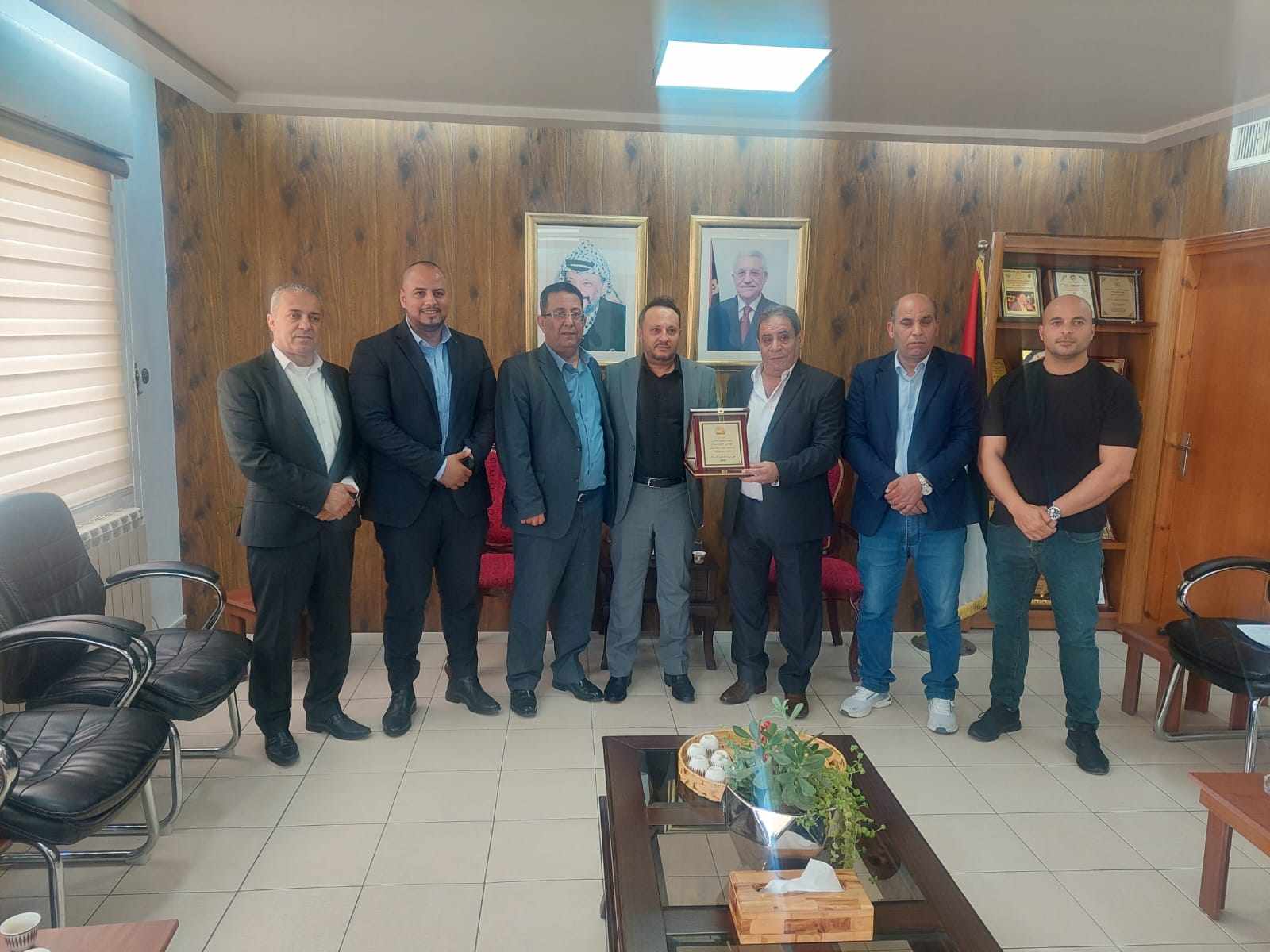 "كهرباء القدس" ومحافظة بيت لحم تبحثان سبل تعزيز التعاون

