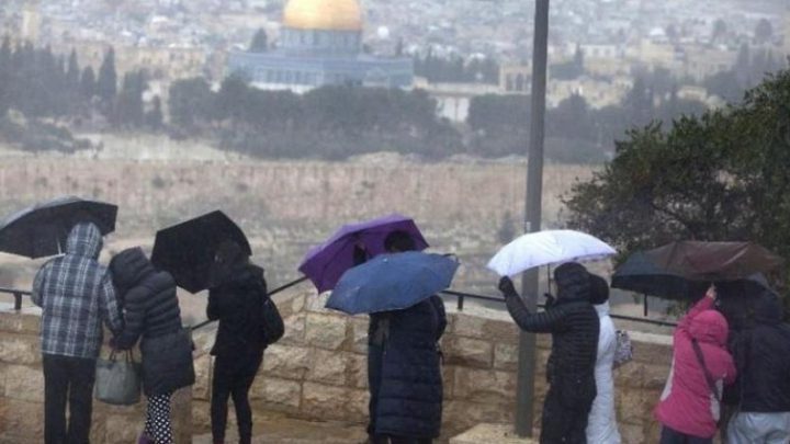 حالة الطقس: أجواء شديدة البرودة وسقوط زخات متفرقة من البرد
