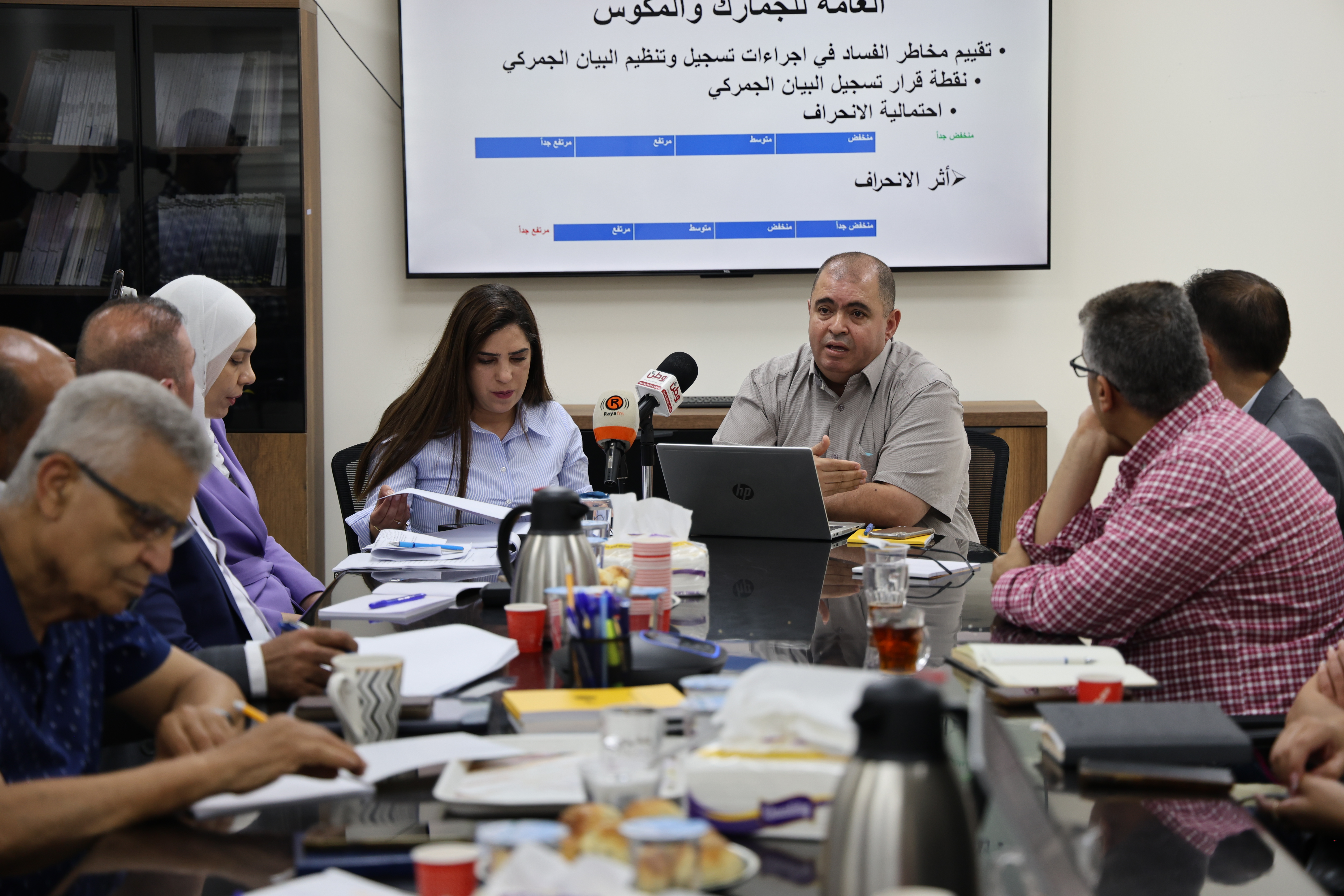 ائتلاف أمان يعقد جلسة لمناقشة دراسة حول إدارة مخاطر الفساد في عمل الإدارة العامة للجمارك والمكوس
